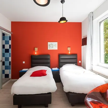 Alojamento de Acomodação e Pequeno-almoço Fred&breakfast 4*